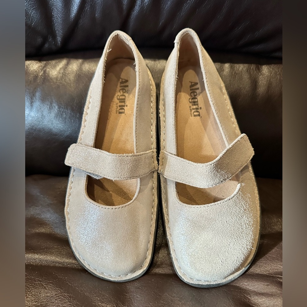 Alegria Size 38 Mary Jane Shoes